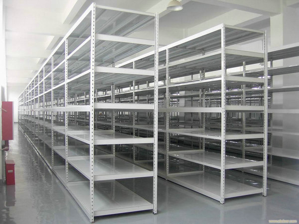 Mobile shelves